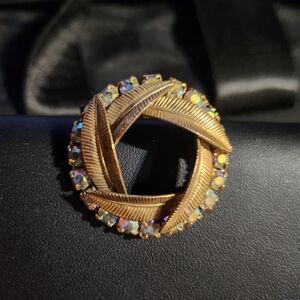 Vintage Gold Tone Aurora Borealis Rhinestone Swirl Brooch Feather Design